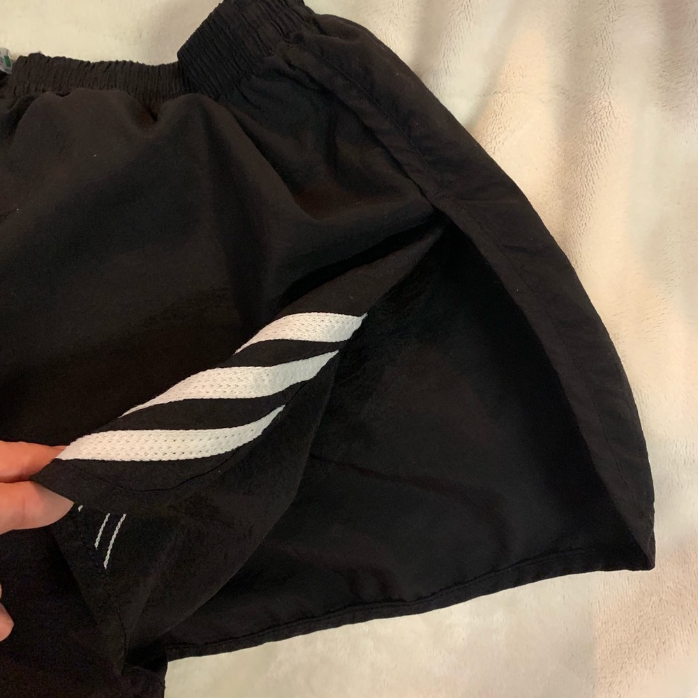 ADIDAS - Picture 3 of 6